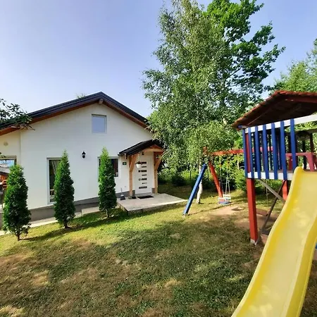 Mountain House Brutusi 18 Bjelasnica/trnovo Bih Villa *